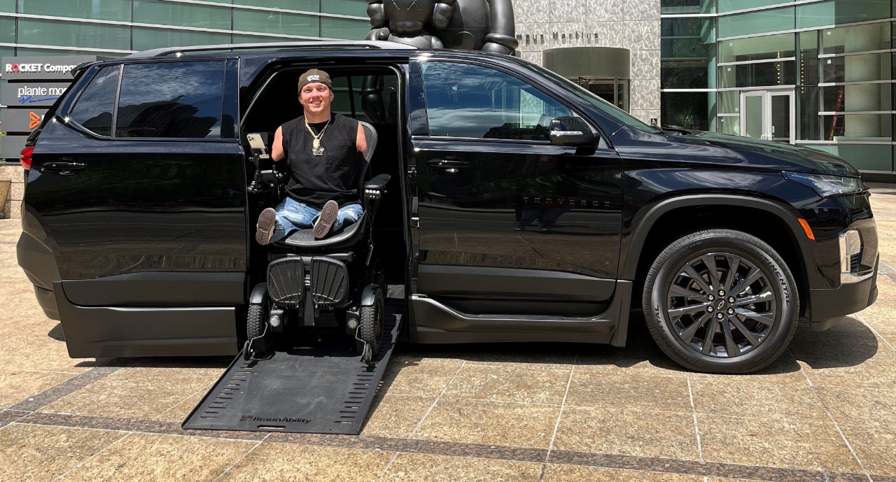chevy traverse wheelchair accesible suv review