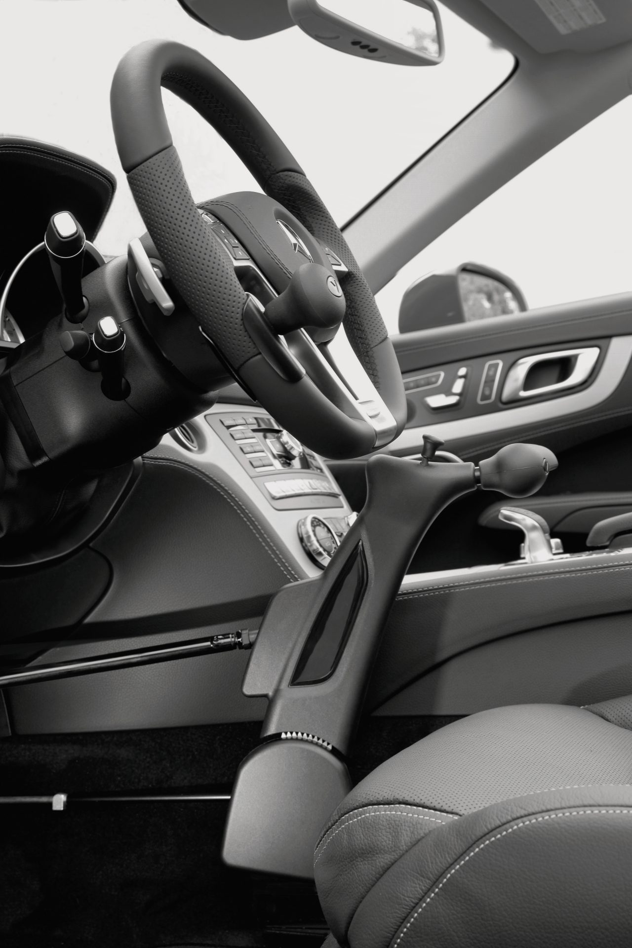 Mobility Innovations Hand Controls for Cars