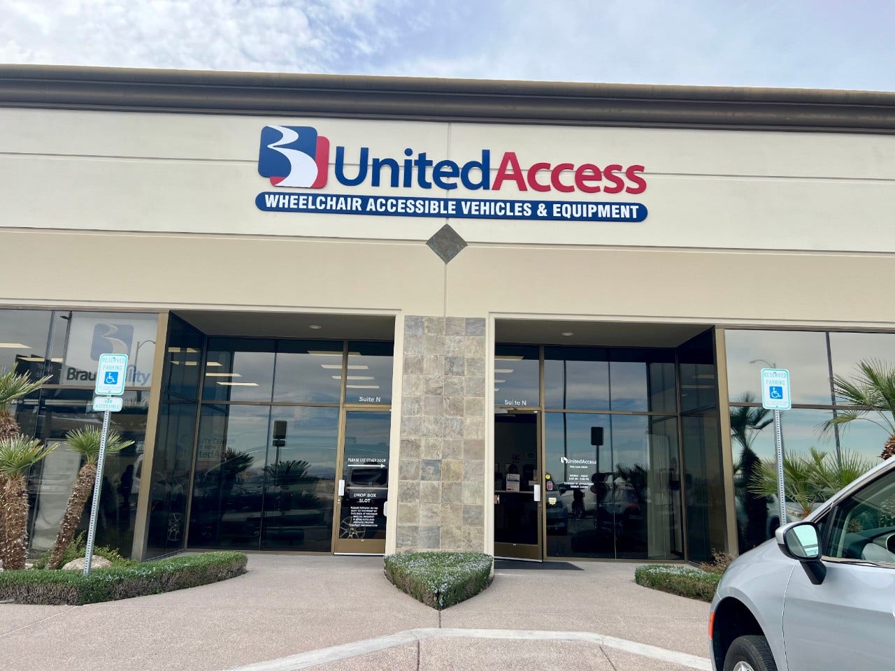 entrance to building with accessible parking