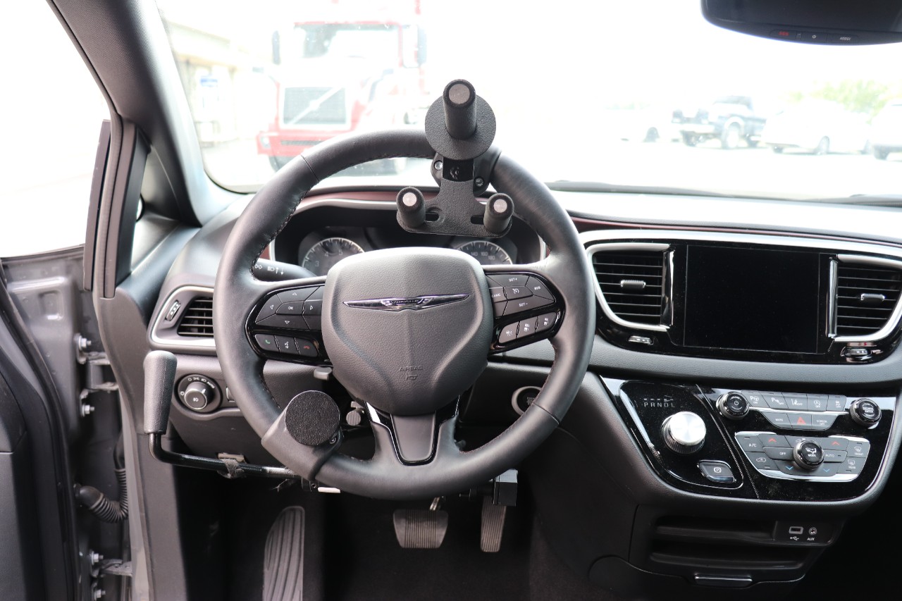 Electronic Hand Controls on a steering wheel