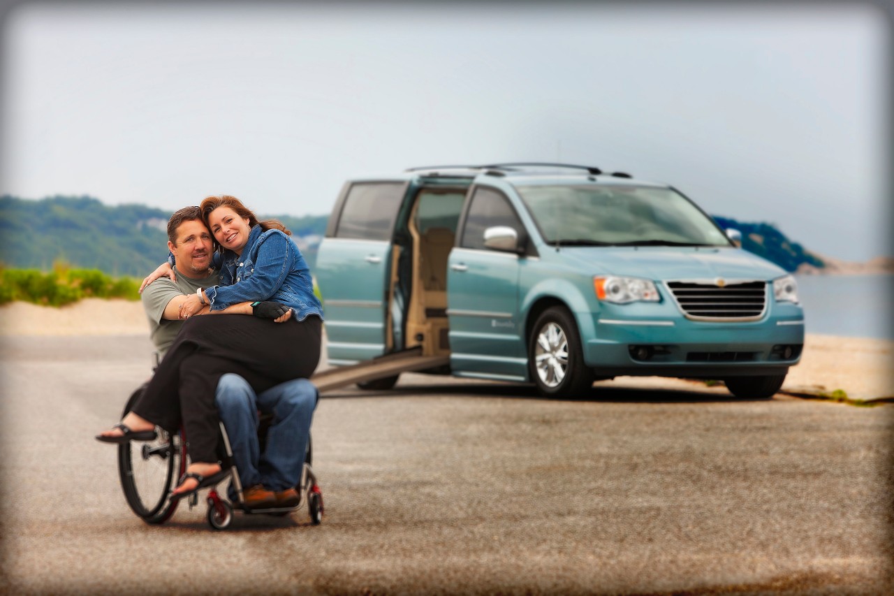 side-entry chrysler wheelchair accessible van