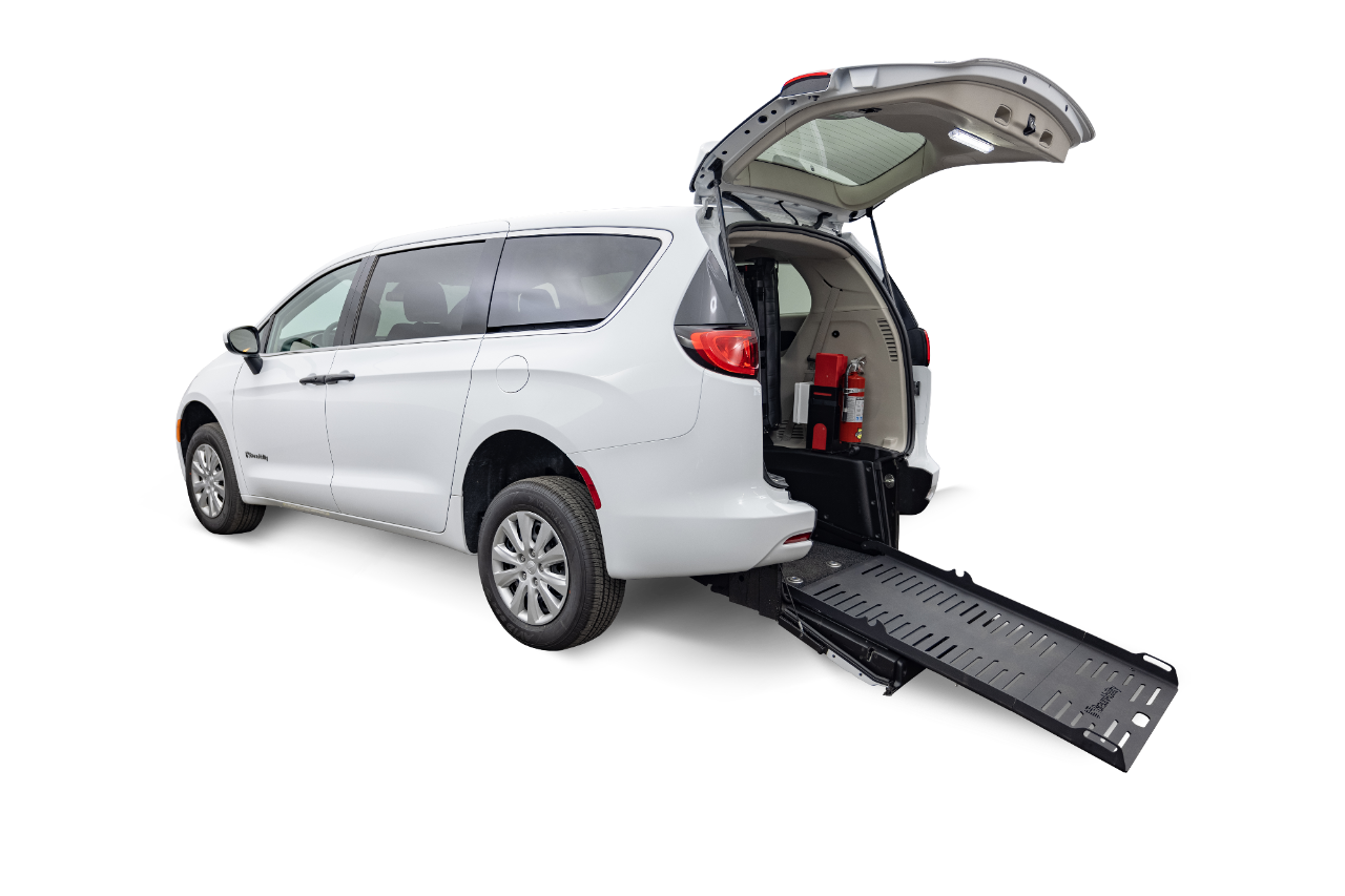 Commercial ADA Chrysler Voyager Rear Entry Wheelchair Van