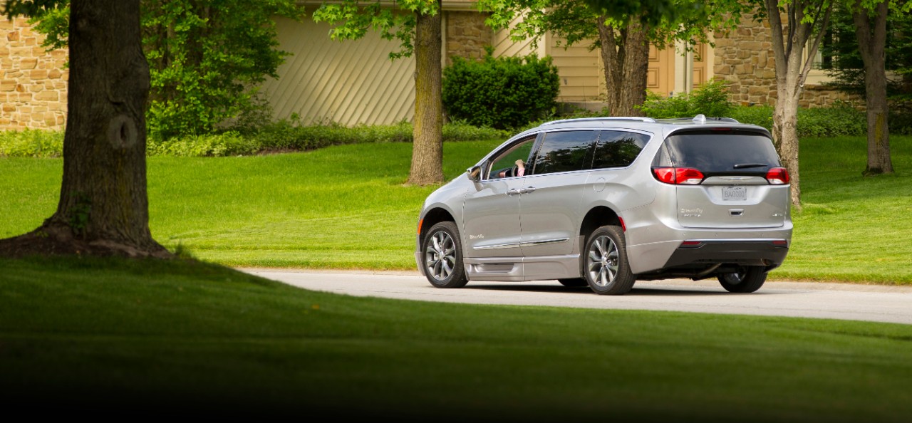 BraunAbility Chrysler Pacific Wheelchair Accessible Van